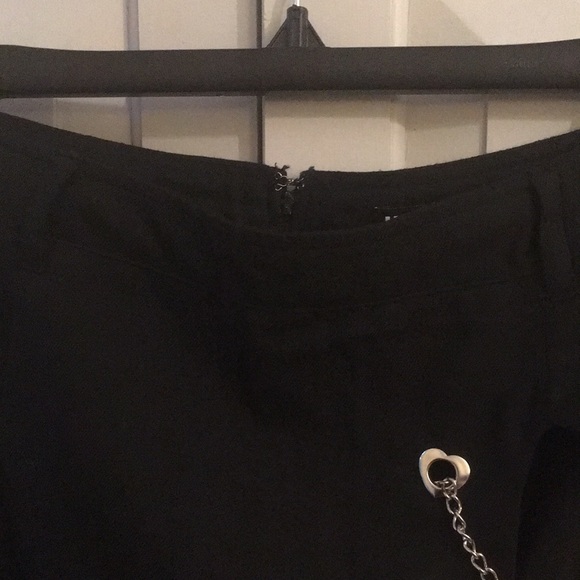 Hot Topic Triple Chain Mini Skirt Black - Picture 5 of 5